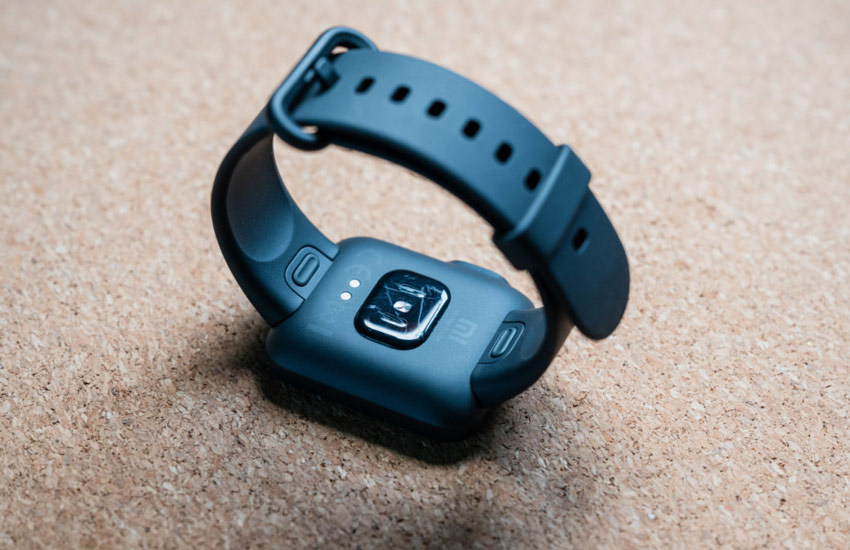 بررسی می واچ لایت