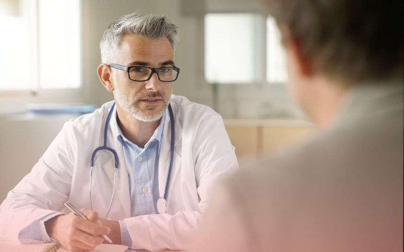 دکتر سعید نجاری بهترین دکتر بواسیر در تهران